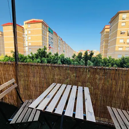 Bueno, Bonito Y Barato Appartamento Málaga